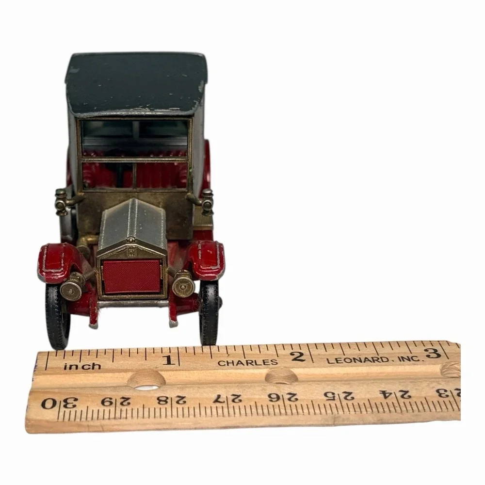 Matchbox Rolls-Royce Car Y-7 Models of Yesteryear 1912 Silver & Red Diecast